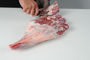 Lamb Leg Roasties Meat Cut Spec Step 1